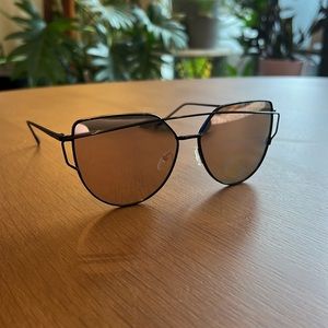 Fashion Oversized Sun Glasses Black Metal Frame Rose Tinted Lens